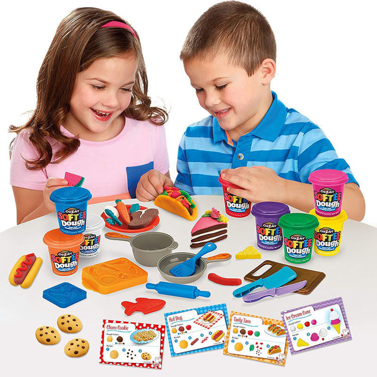 Εικόνα για Cra-Z-Art Softee Dough Super Chef Set - Μαλακή Πλαστελίνη με 50+ Αξεσουάρ Κουζίνας - 3+ Ετών Lexibook CRDOUGH16
